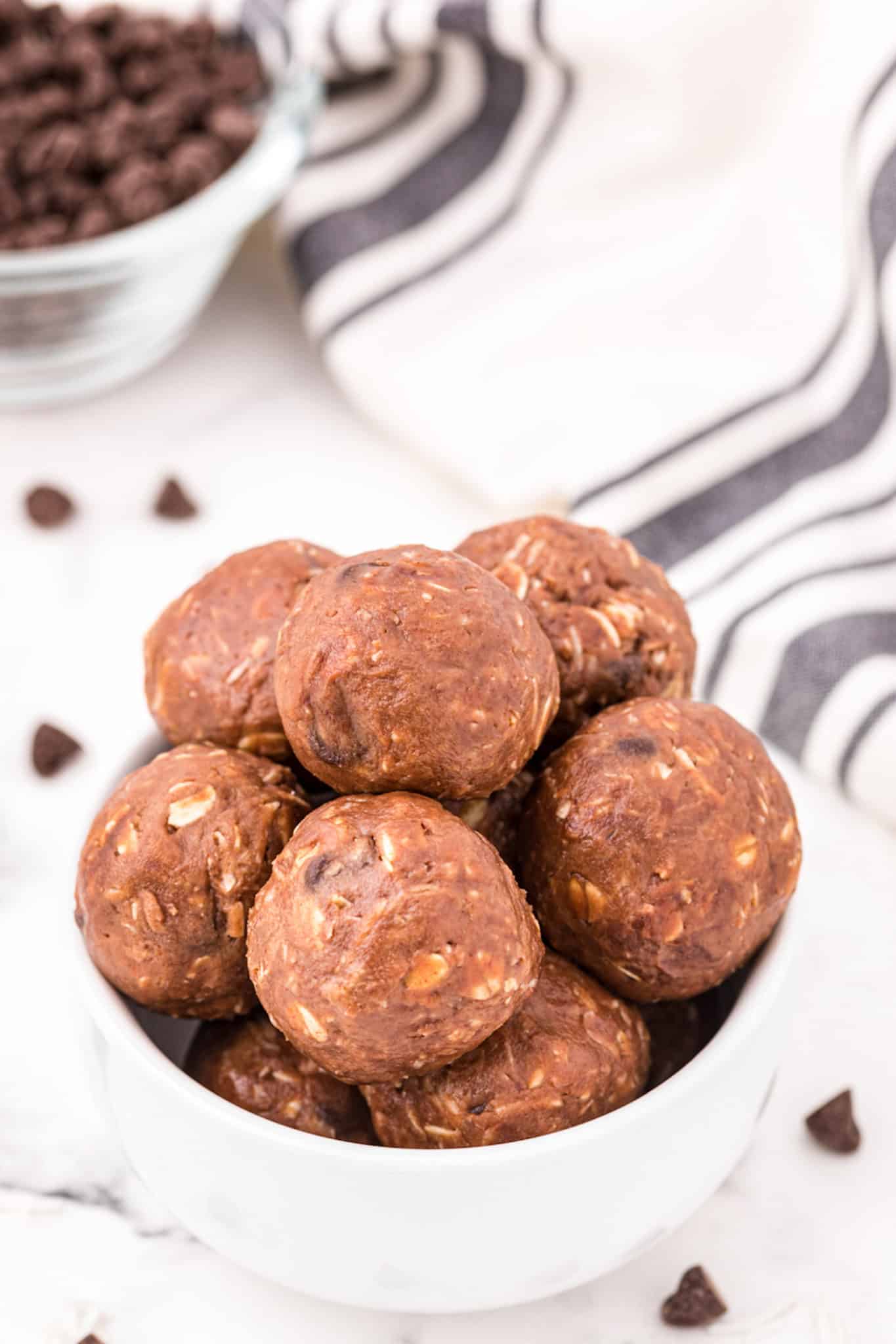 A bowl of chocolate almond butter energy balls.