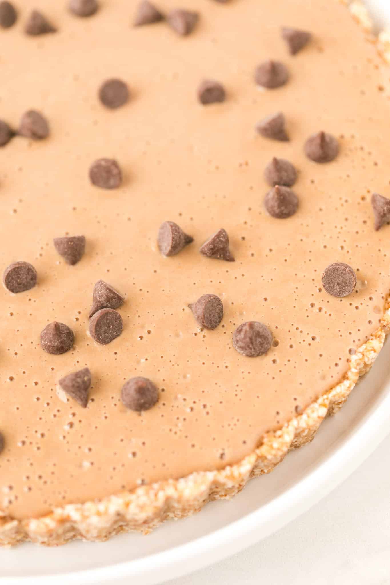 vegan peanut butter pie with chocolate chips on top